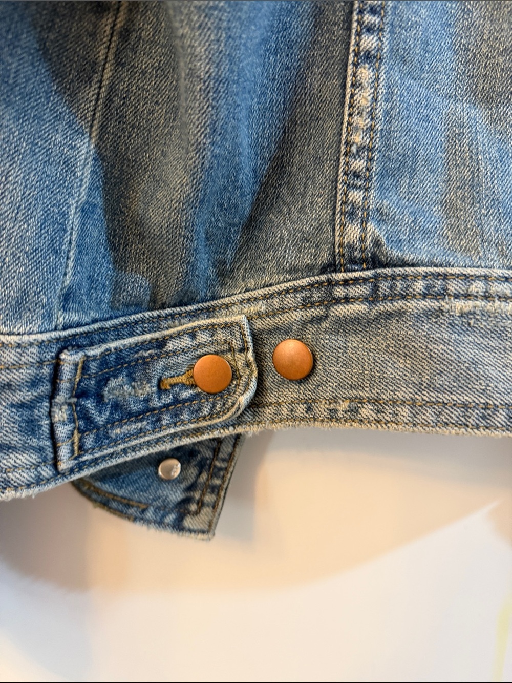 GAP 1969 Light Blue Women's Denim Jacket - Classic Jean Trucker - Picture 7 of 9